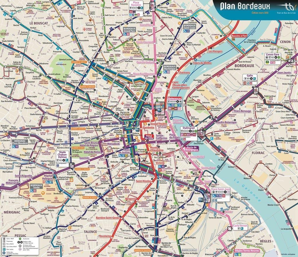 ボルドーやバス路線図