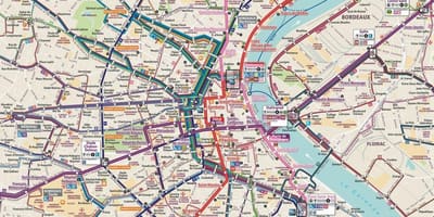 ボルドーやバス路線図